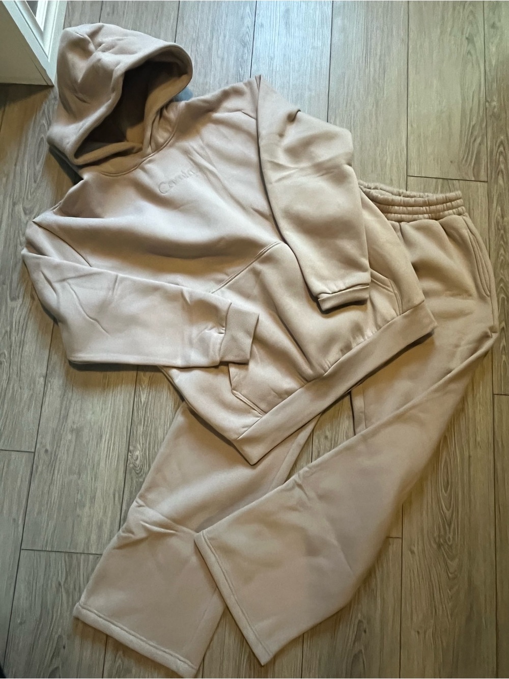 Comfrt Set Hoodie and Pants Size Medium